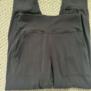 Lululemon Athletica Black Align Jogger Crop